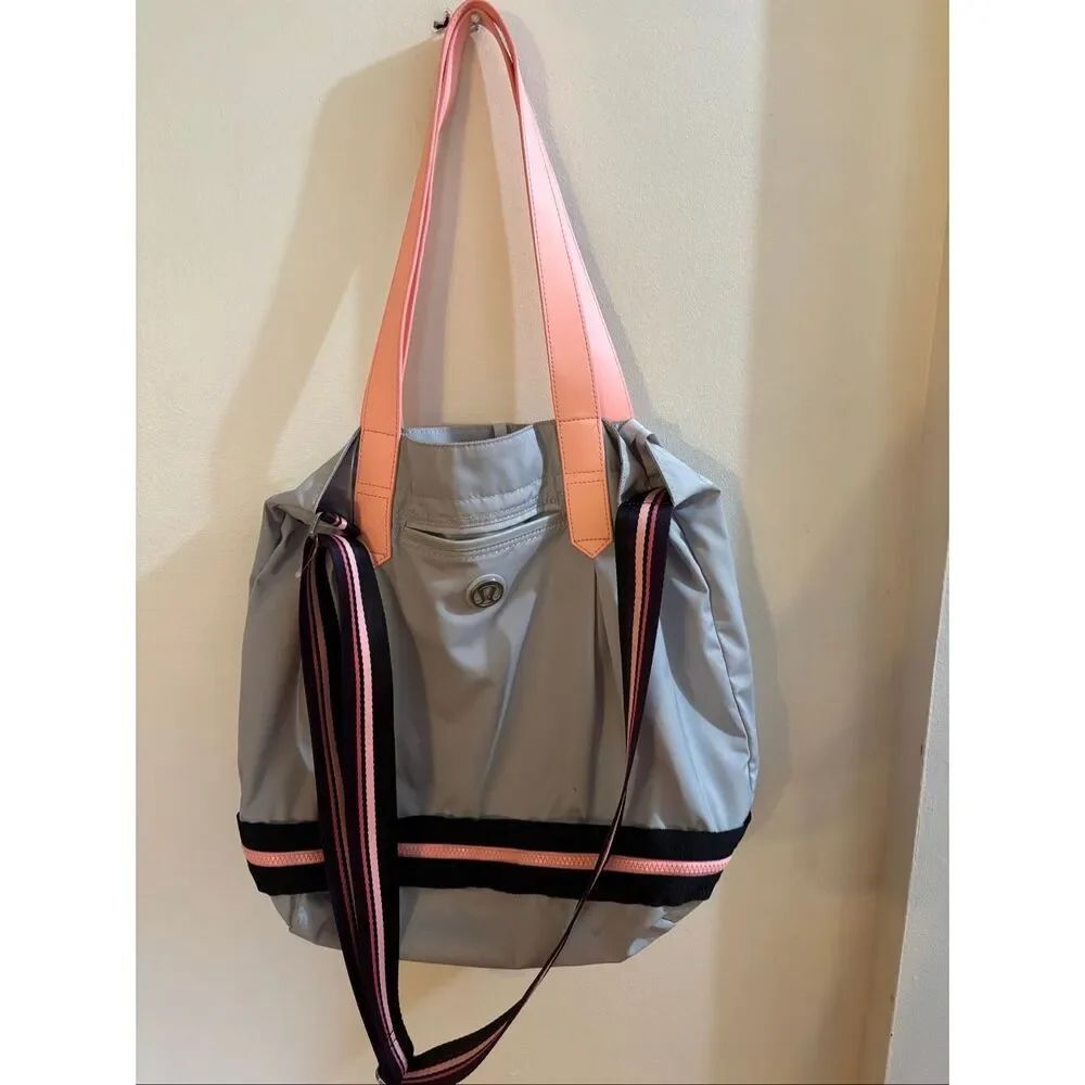 Lululemon Nylon Bag